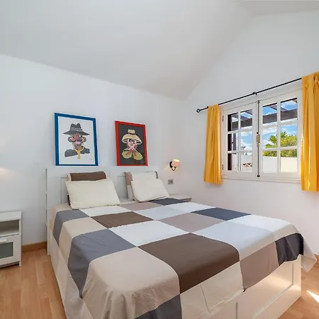 Appartamento Playa Bastián 2 Habs, 2 Baños Y Súper Terraza